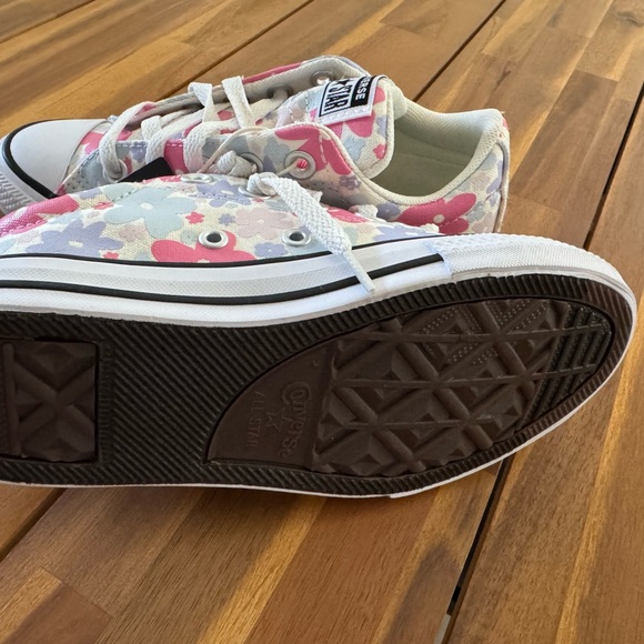 Converse Kids Sneakers - Pink, White, and Purple Floral - Picture 3 of 3